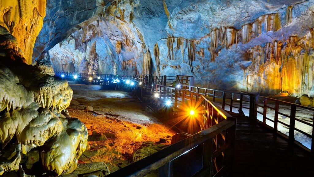 Chiêm ngưỡng vẻ đẹp huyền bí của động