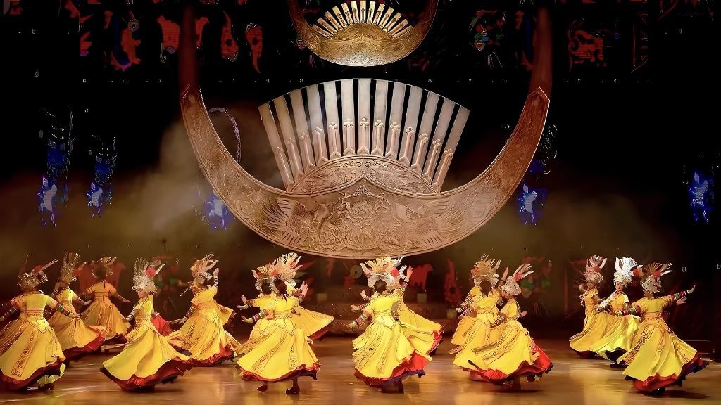 Quý khách tự do trải nghiệm Show Sắc màu Quý Châu