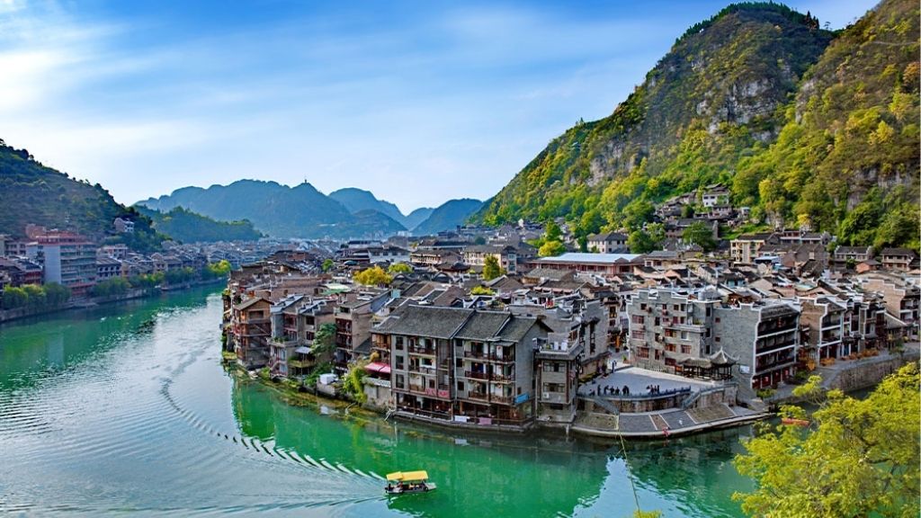 Vẻ đẹp tráng lệ tại Phố cổ Lệ Ba