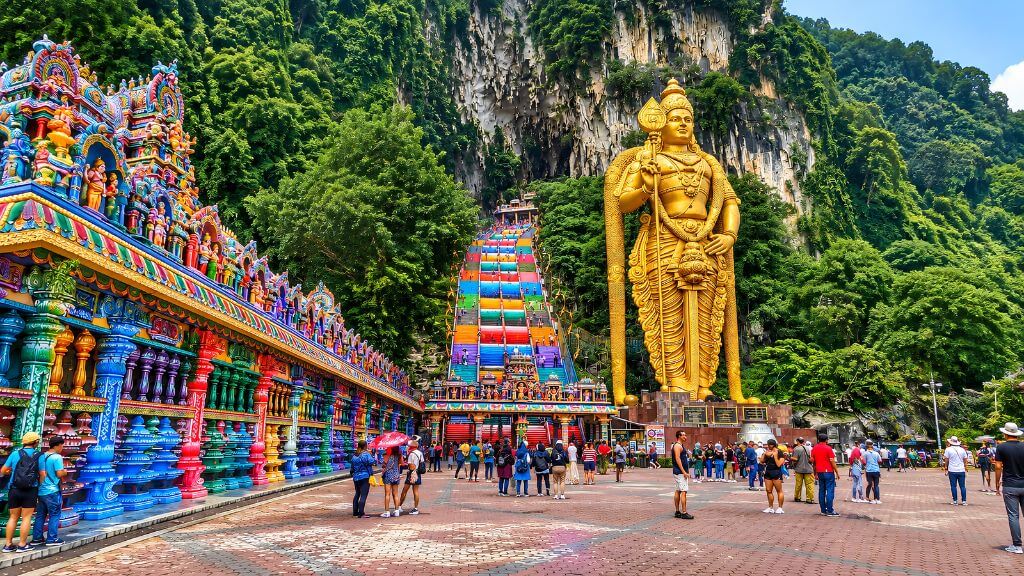 Batu Caves – Chinh phục 272 bậc thang đến thánh địa Hindu