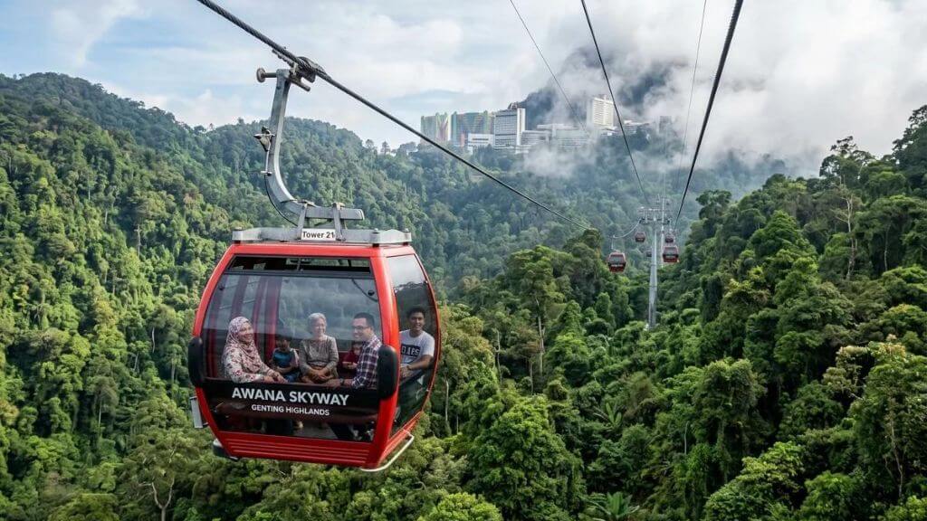 Cao nguyên Genting – hành trình cáp treo xuyên mây giữa núi rừng Malaysia