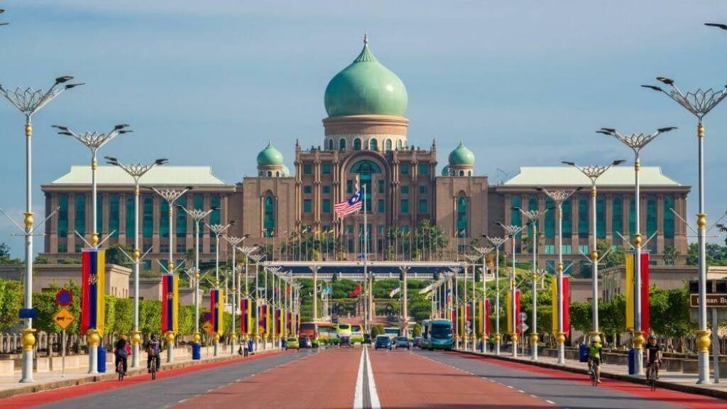 Dinh Thủ Tướng Perdana Putra – Dấu ấn quyền lực giữa kiến trúc Putrajaya (1)