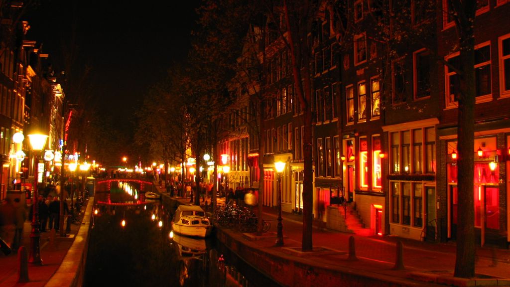 Khu phố đền đỏ Amsterdam