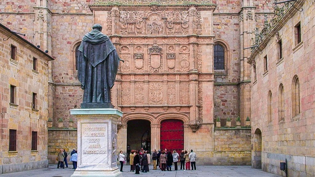 University of Salamanca có tuổi đời hơn 800 năm