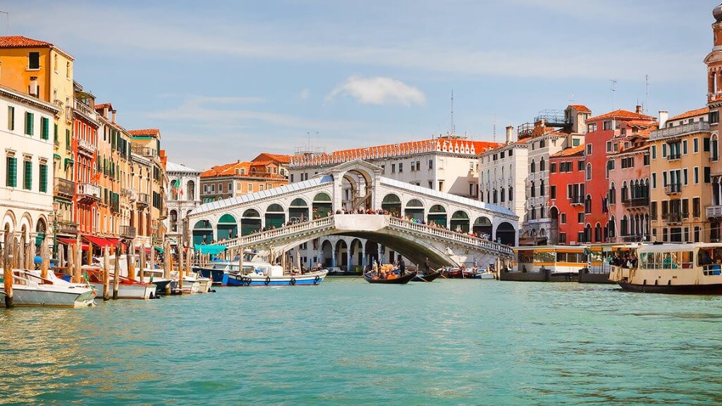 Ponte di Rialto một trong những tuyệt tác của kiến trúc và kỹ thuật từ thời kỳ Phục hưng