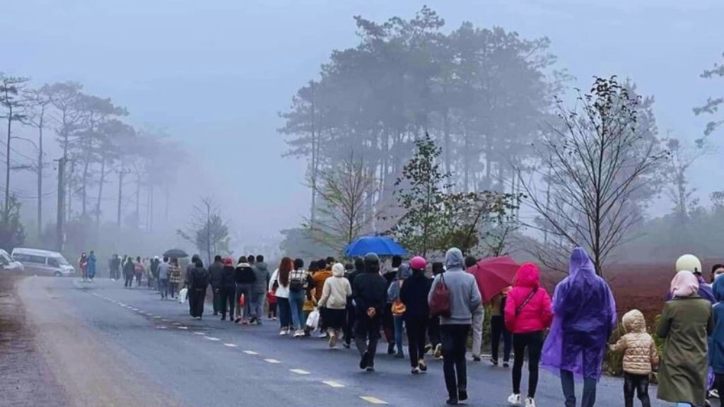 Cung đường hành hương về với Đức Mẹ Măng Đen