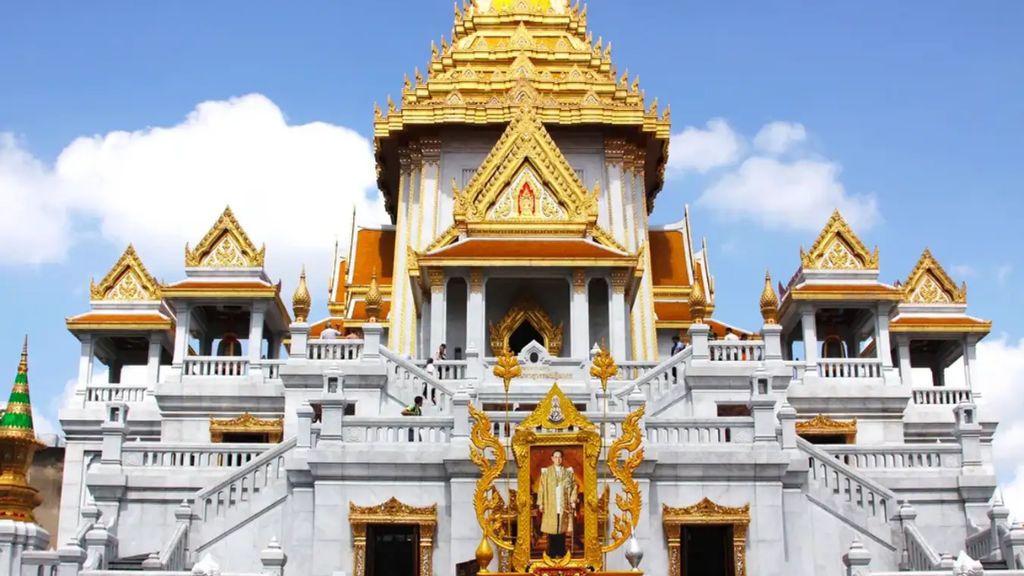 Đặt tour Thái Lan Tết - Chiêm bái Wat Traimit – Chùa Phật Vàng