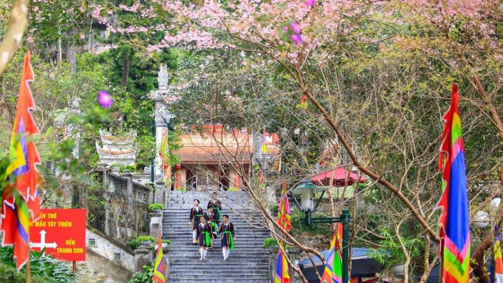 Du lịch Tết Tây Thiên