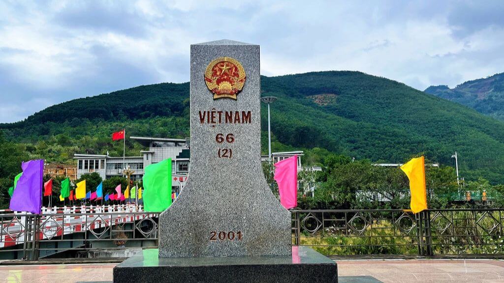 Cột mốc Hữu Nghị Việt   Trung