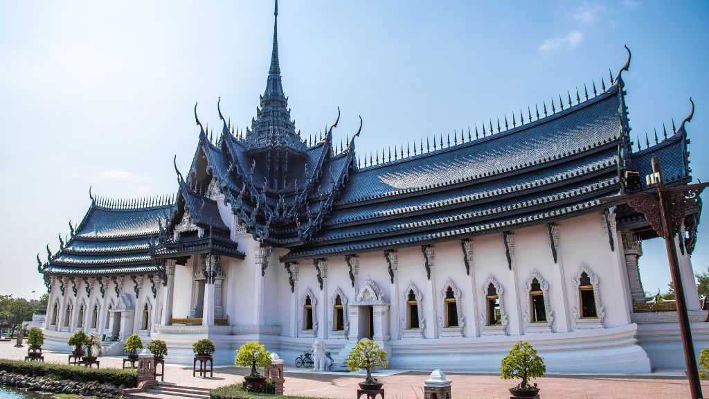 Chiêm ngưỡng các kiến trúc cổ được phục dựng hoàn hảo ở Muang Boran Bangkok