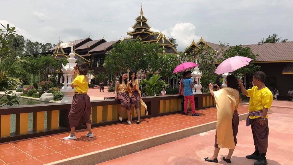 Tham quan khu du lịch Suanthai Pattaya