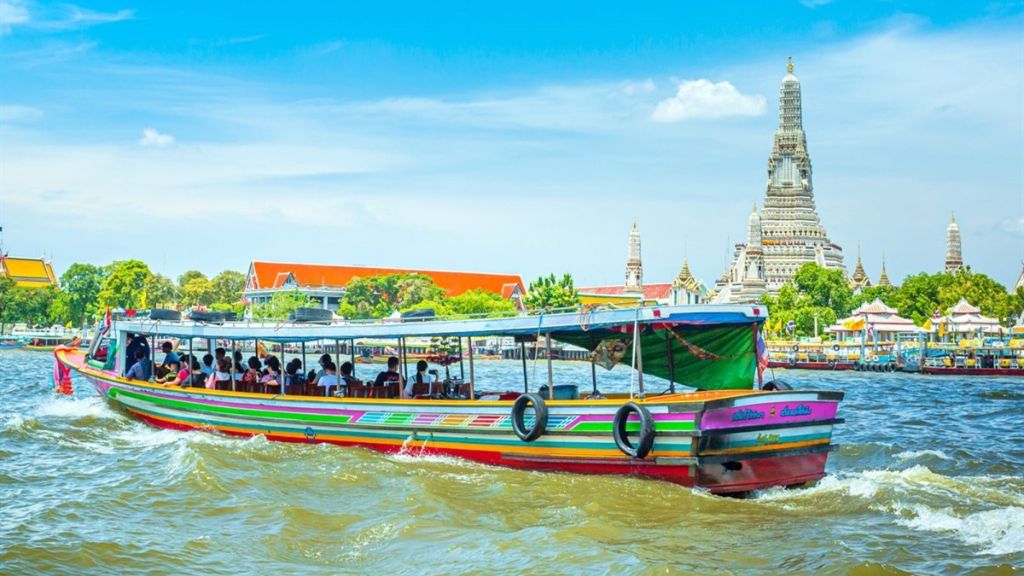 Dạo thuyền trên sông Chaophraya