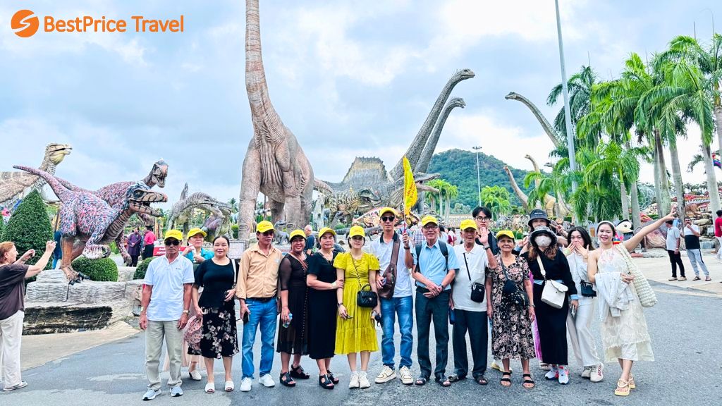 Công viên khủng long   NongNooch Thái Lan