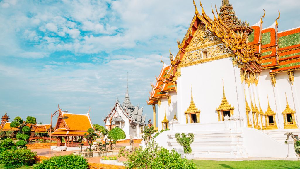 Muang Boran tái hiện kiến trúc của lâu đài, cung điện xưa