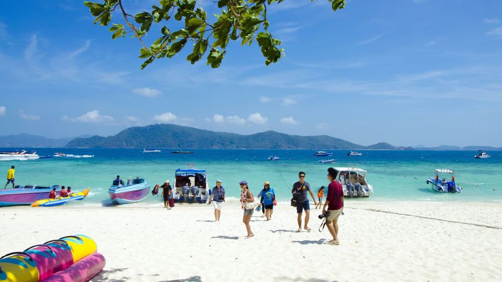 Du lịch Thái lan vui chơi tại Đảo Coral