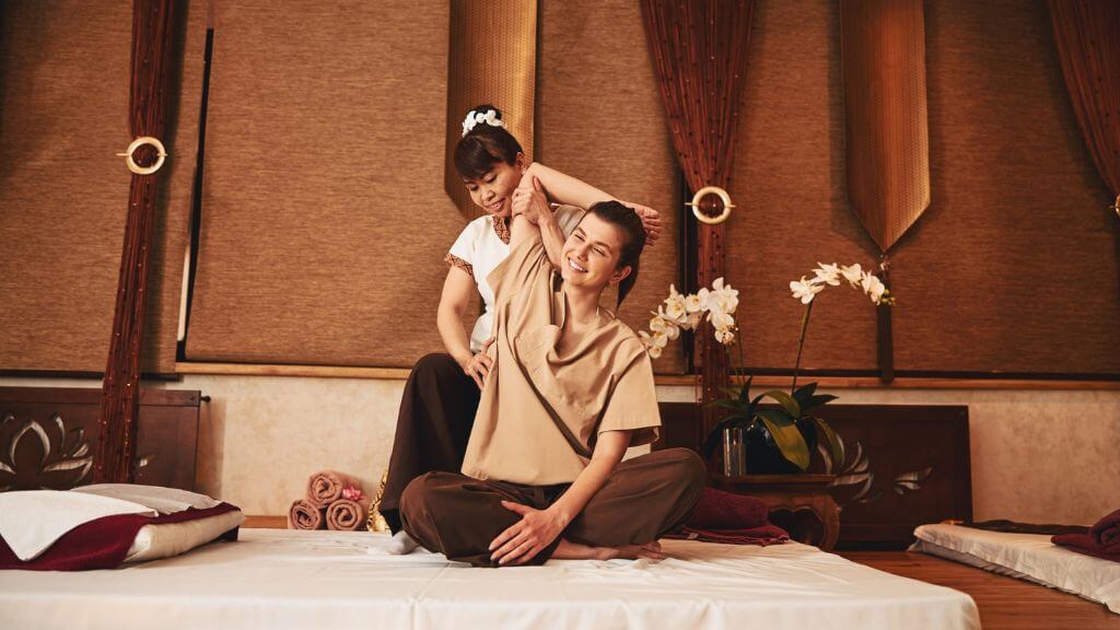 Trải nghiệm Massage cổ truyền Thái Lan