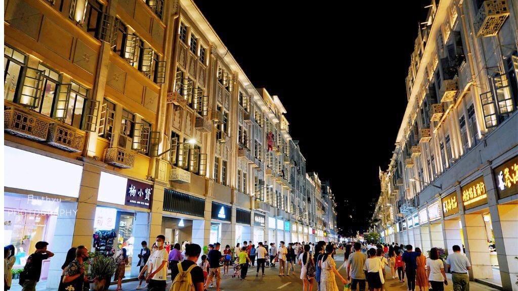 Đường Trung Sơn  Phố đi bộ và mua sắm