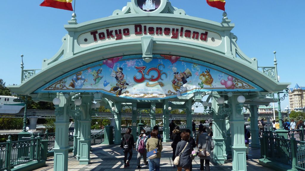 Checkin biểu tượng tại Tokyo Disneyland