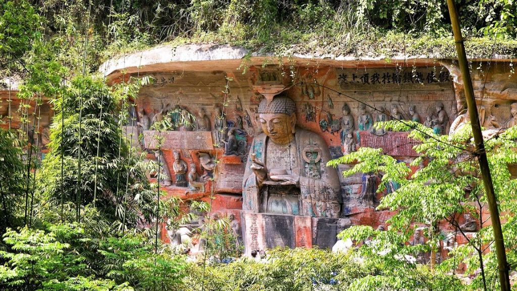 Núi đá Đại Túc là di sản văn hoá được UNESCO công nhận
