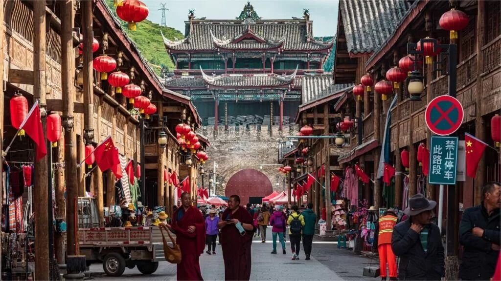 Xuyên không tại cổ trấn Tùng Phan