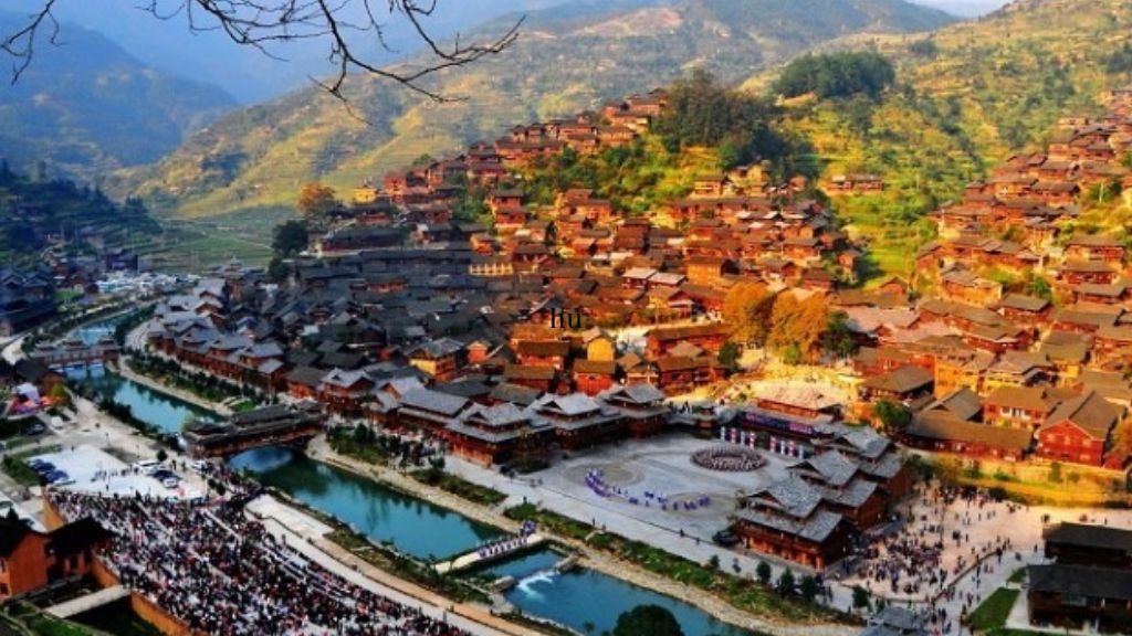 Đức Hãng Miêu Trại - điểm tham quan nổi tiếng khi du lịch Trung Quốc