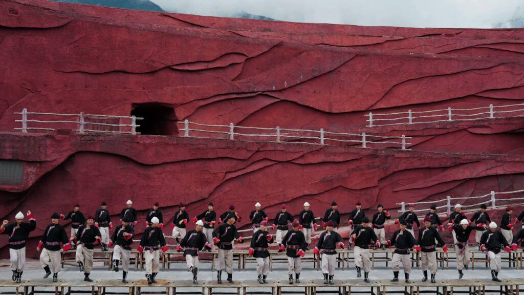 “Ấn Tượng Lệ Giang”   chương trình nghệ thuật ngoài trời hoành tráng ở độ cao hơn 3 000m