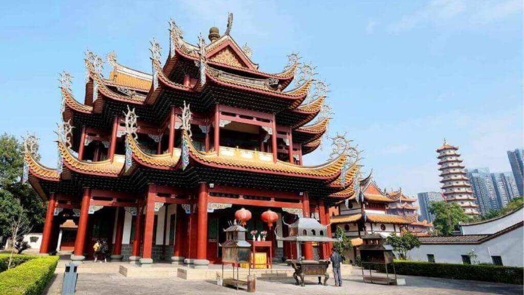 Chùa Phật Ngọc - chốn yên bình giữa lòng thành phố Thượng Hải hiện đại