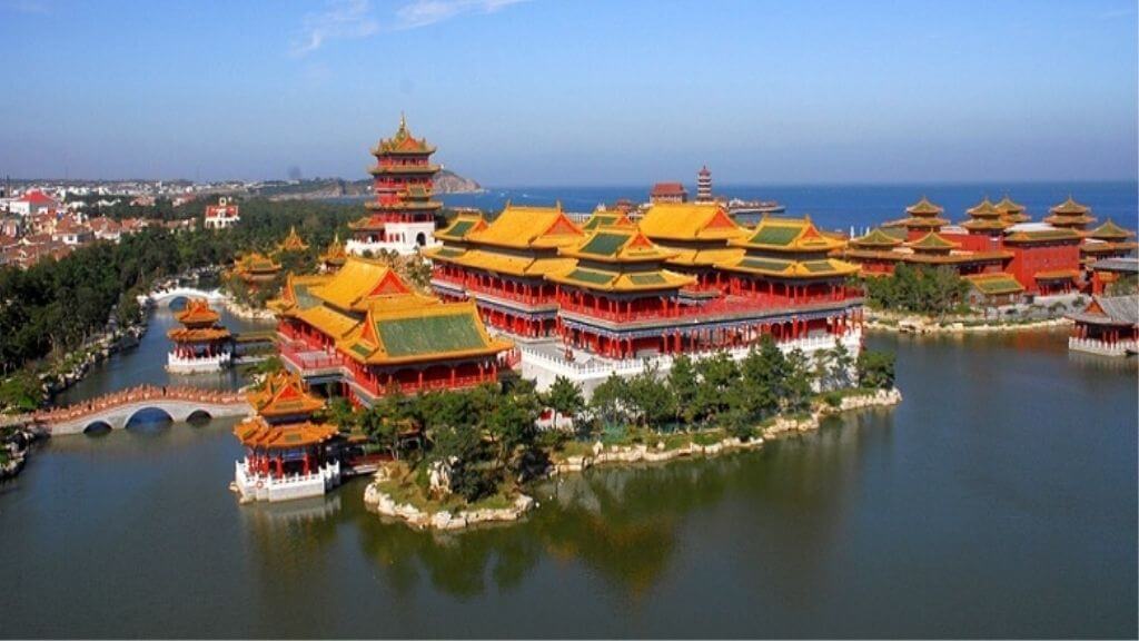 Toàn cảnh Di Hoà Viên nhìn từ trên cao