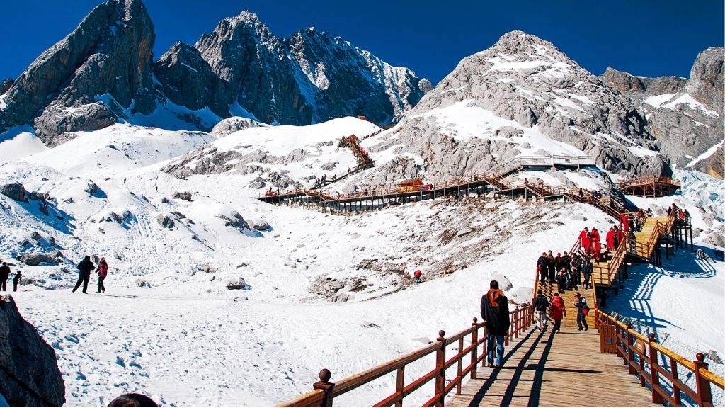 Núi Tuyết Ngọc Long - Một trong những ngọn núi đẹp nhất đất nước Trung Hoa