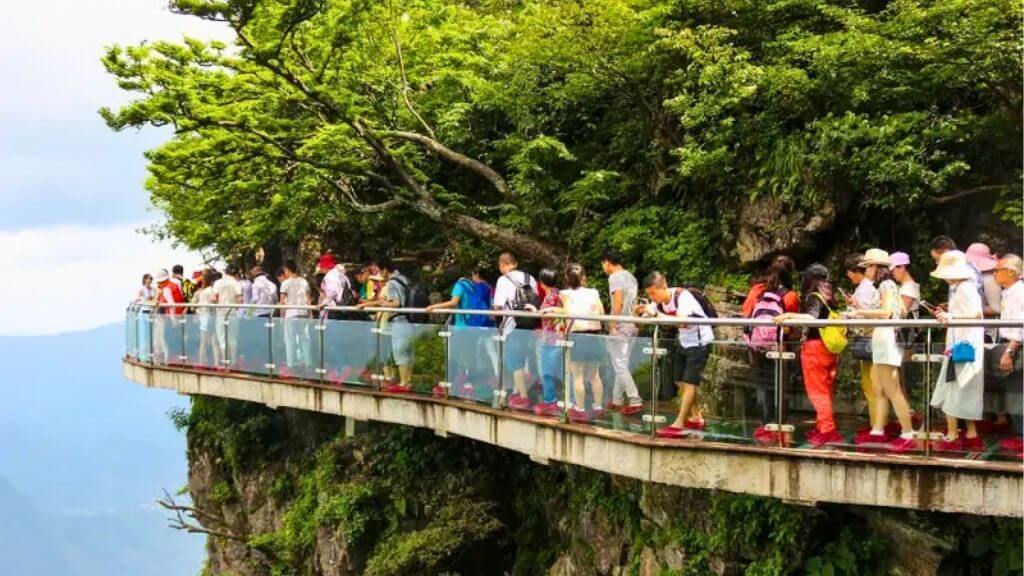 Trải nghiệm cảm giác phiêu lưu và thót tim trên Sạn Đạo Kính