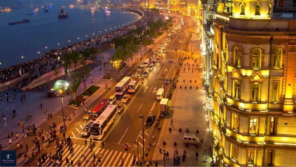 Bến Thượng Hải lung linh về đêm
