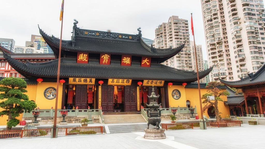 Nngooi chùa Phật Ngọc linh thiếng bậc nhất Thượng Hải