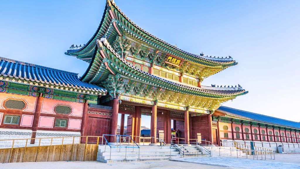 Cung điện Gyeongbokgung với kiến trúc ấn tượng
