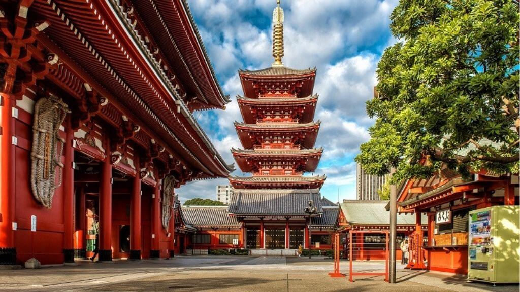 Chùa cổ Asakusa - ngôi chùa linh thiêng giữa lòng Nhật Bản
