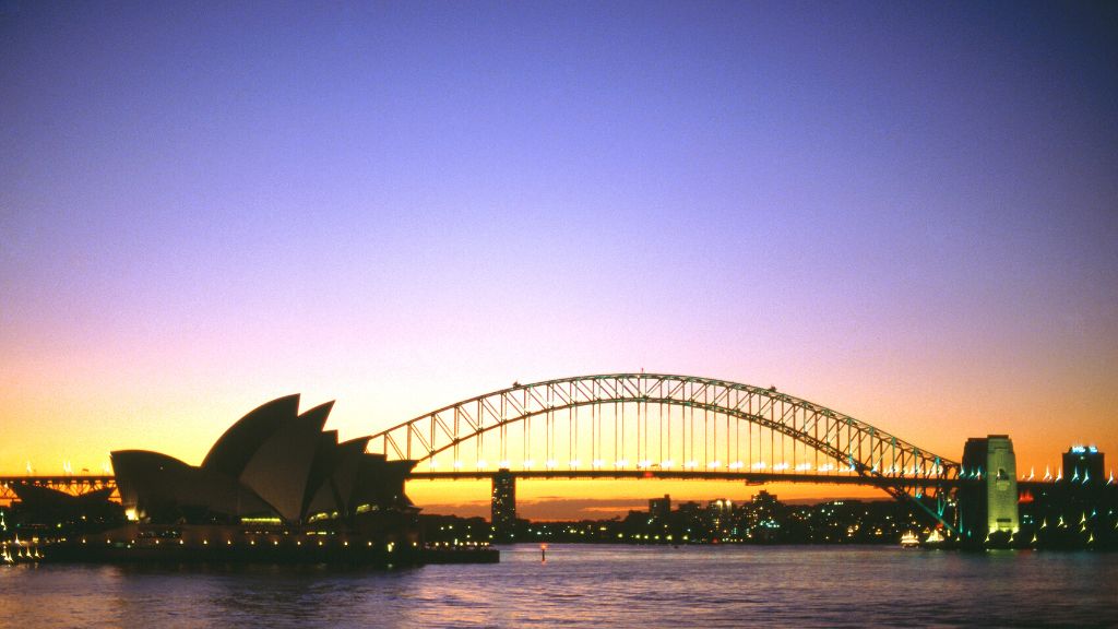 Hoàng hôn bên cầu cảng Sydney