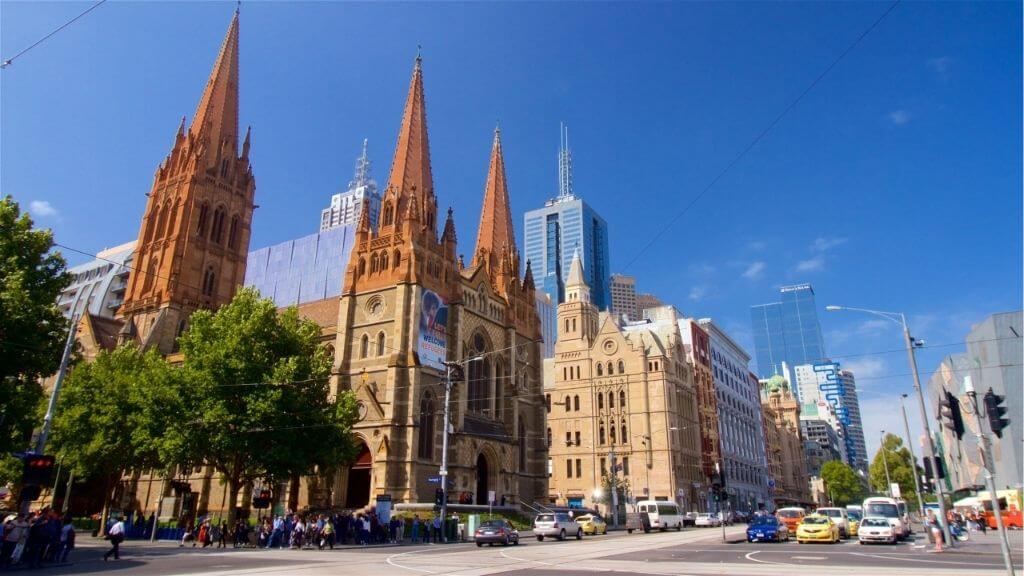 Nhà thờ St Paul's tại Khu Thương mại Trung tâm Melbourne
