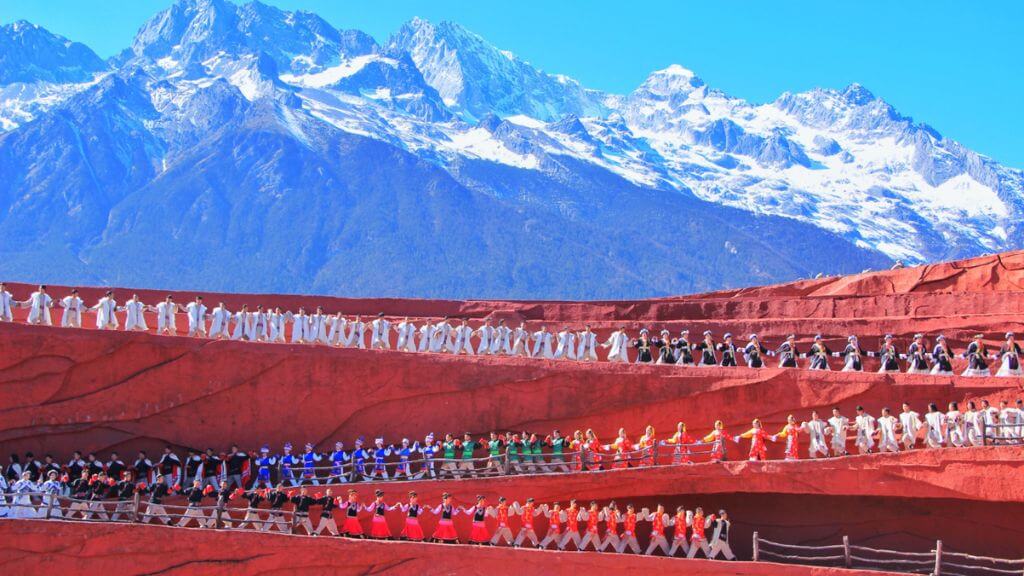 Đoàn thưởng thức show Ấn Tượng Lệ Giang