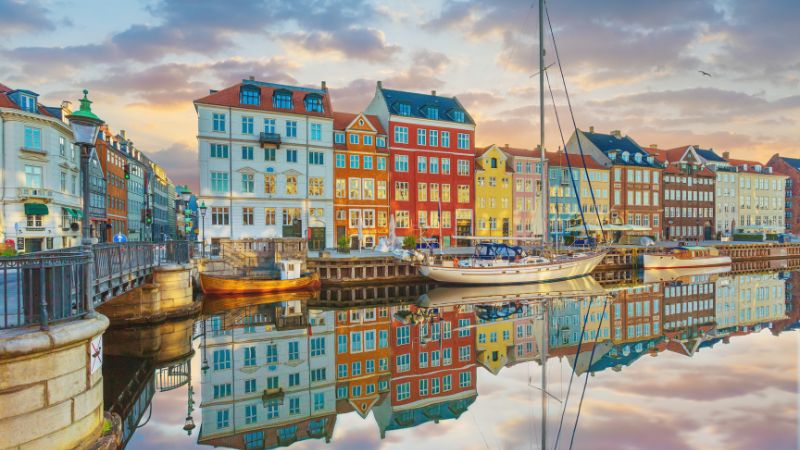Trải nghiệm du thuyền trên kênh đào Nyhavn