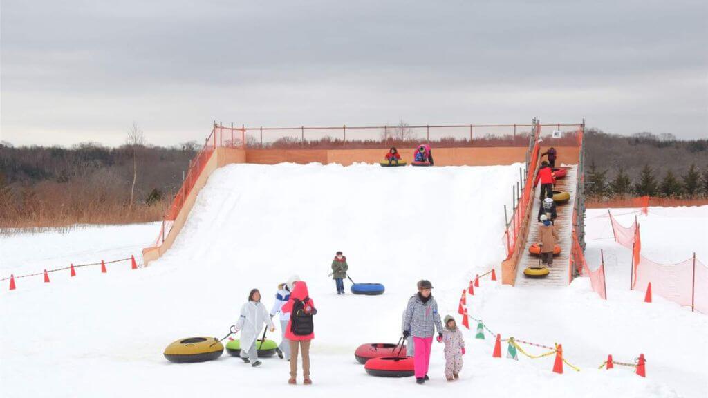 Trải nghiệm trượt tuyết tại North Snow Land Chitose