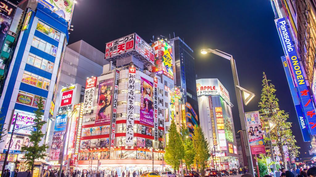 Phố Akihabara là khu phố điện tử hàng đầu thế giới