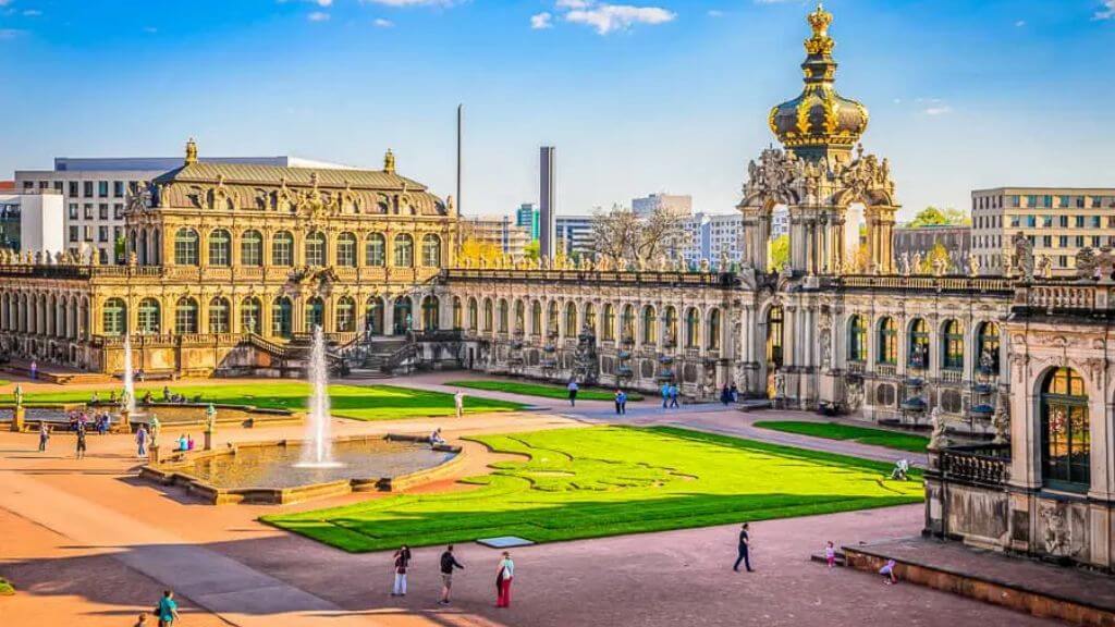 Vẻ đẹp của Cung điện Zwinger