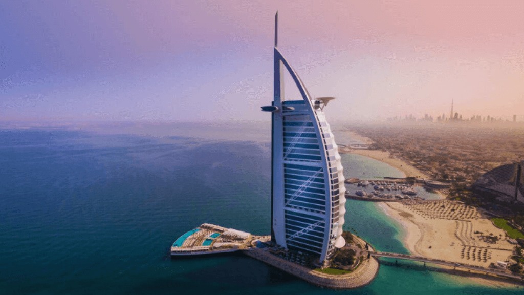 Khách sạn 7 sao Burj Al Arab nổi tiếng thế giới